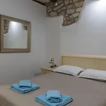 La Prua